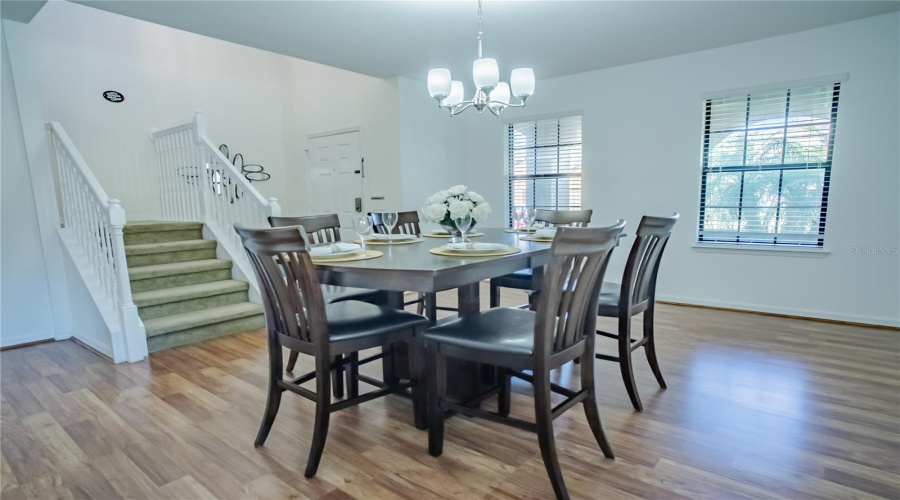DAVENPORT, Florida 33896, 5 Bedrooms Bedrooms, ,4 BathroomsBathrooms,Residential,For Sale,CYPRESS POINTE,0,MFRO6352974