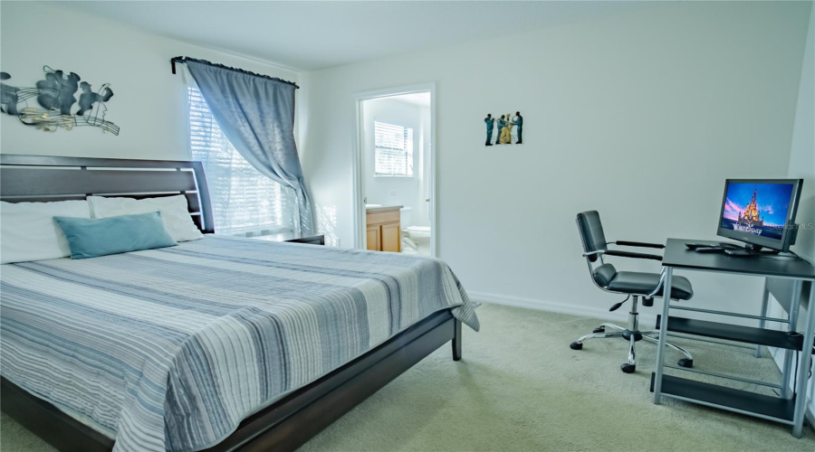 DAVENPORT, Florida 33896, 5 Bedrooms Bedrooms, ,4 BathroomsBathrooms,Residential,For Sale,CYPRESS POINTE,0,MFRO6352974