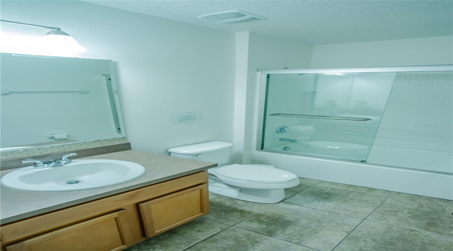 DAVENPORT, Florida 33896, 5 Bedrooms Bedrooms, ,4 BathroomsBathrooms,Residential,For Sale,CYPRESS POINTE,0,MFRO6352974