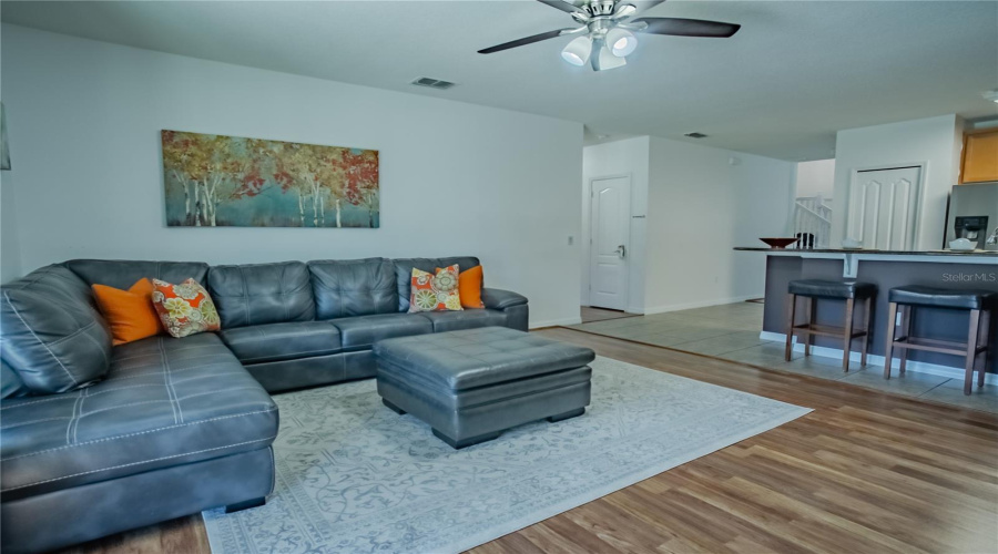 DAVENPORT, Florida 33896, 5 Bedrooms Bedrooms, ,4 BathroomsBathrooms,Residential,For Sale,CYPRESS POINTE,0,MFRO6352974