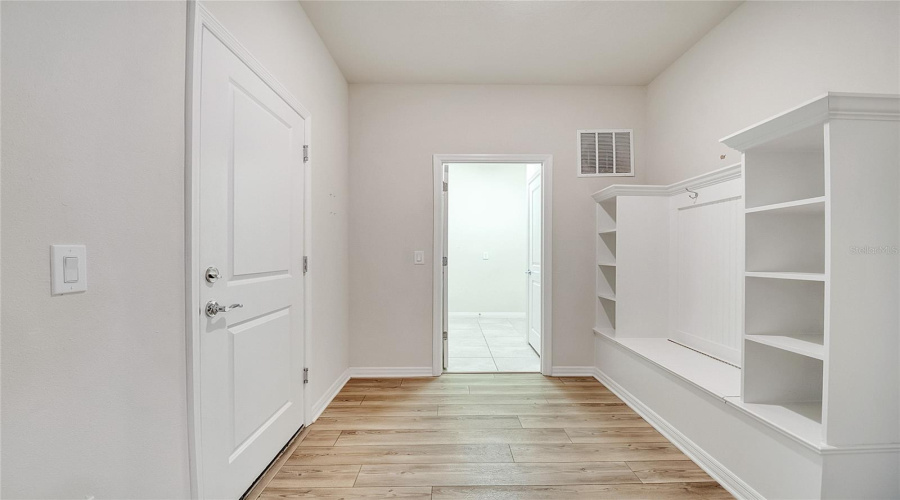 DAVENPORT, Florida 33897, 8 Bedrooms Bedrooms, ,6 BathroomsBathrooms,Residential,For Sale,LAVENDER,0,MFRS5136574