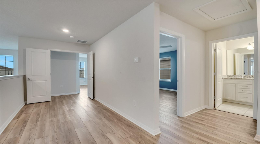 DAVENPORT, Florida 33897, 8 Bedrooms Bedrooms, ,6 BathroomsBathrooms,Residential,For Sale,LAVENDER,0,MFRS5136574