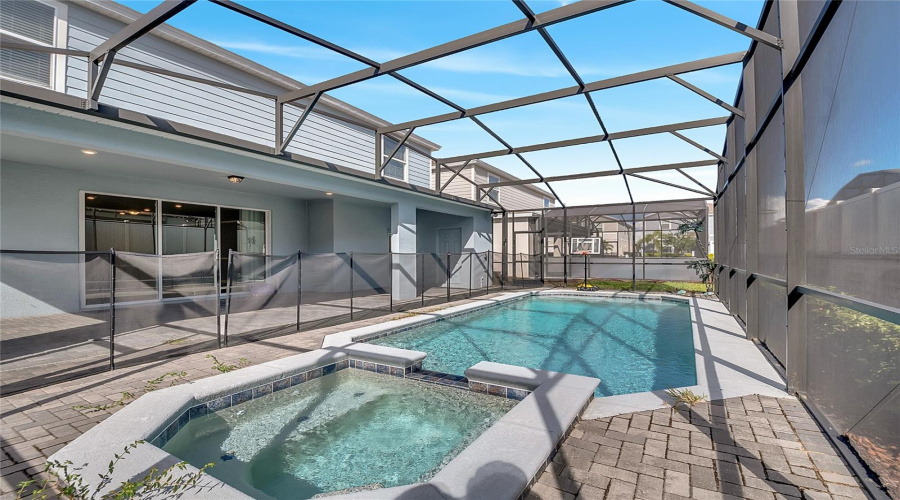 DAVENPORT, Florida 33897, 8 Bedrooms Bedrooms, ,6 BathroomsBathrooms,Residential,For Sale,LAVENDER,0,MFRS5136574