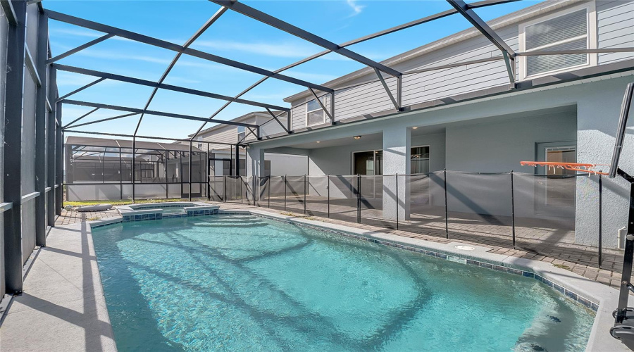 DAVENPORT, Florida 33897, 8 Bedrooms Bedrooms, ,6 BathroomsBathrooms,Residential,For Sale,LAVENDER,0,MFRS5136574