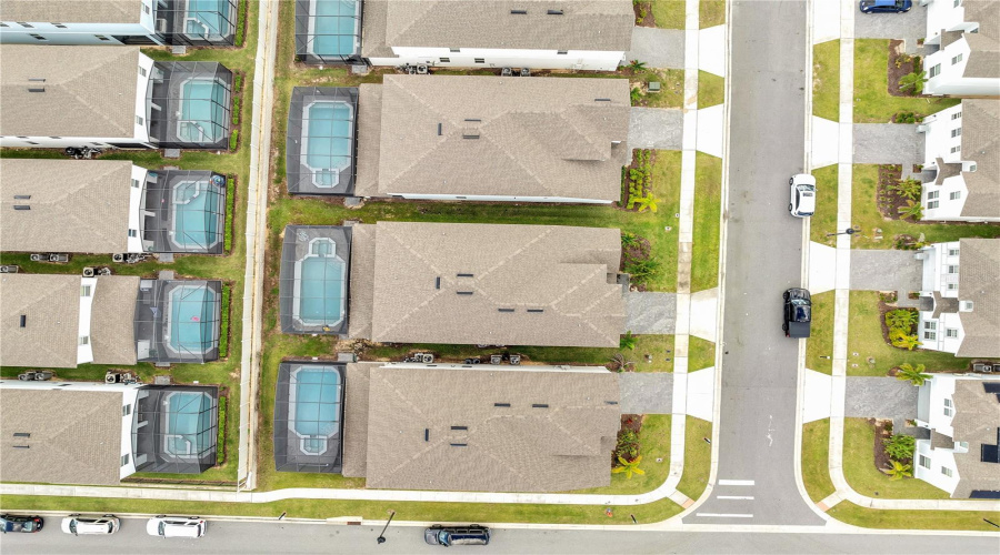 DAVENPORT, Florida 33897, 8 Bedrooms Bedrooms, ,6 BathroomsBathrooms,Residential,For Sale,LAVENDER,0,MFRS5136574