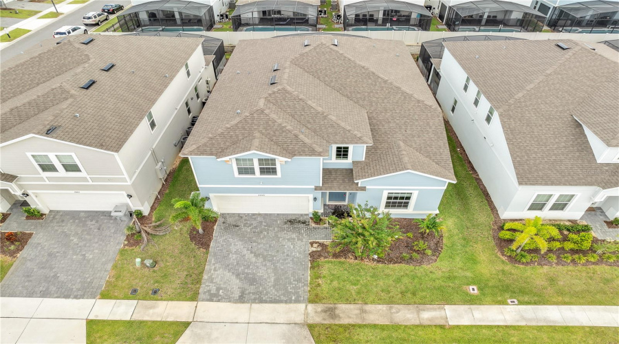 DAVENPORT, Florida 33897, 8 Bedrooms Bedrooms, ,6 BathroomsBathrooms,Residential,For Sale,LAVENDER,0,MFRS5136574