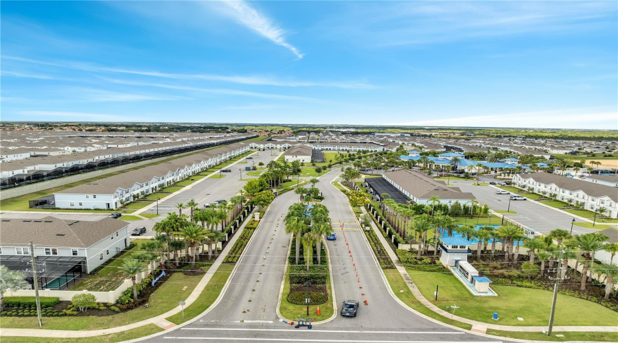 DAVENPORT, Florida 33897, 8 Bedrooms Bedrooms, ,6 BathroomsBathrooms,Residential,For Sale,LAVENDER,0,MFRS5136574