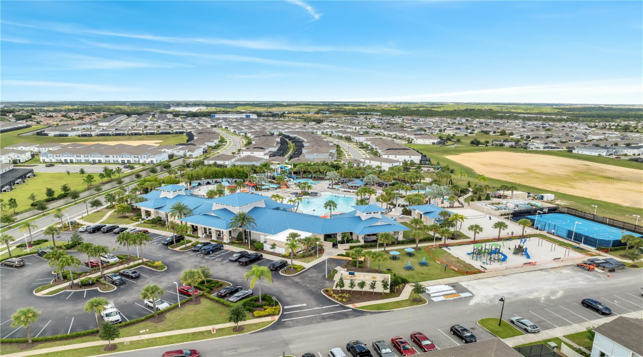 DAVENPORT, Florida 33897, 8 Bedrooms Bedrooms, ,6 BathroomsBathrooms,Residential,For Sale,LAVENDER,0,MFRS5136574