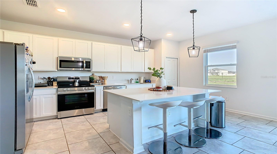 DAVENPORT, Florida 33837, 3 Bedrooms Bedrooms, ,2 BathroomsBathrooms,Residential,For Sale,LAURENT LOOP,0,MFRO6352629