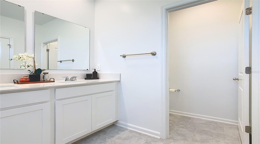 DAVENPORT, Florida 33837, 3 Bedrooms Bedrooms, ,2 BathroomsBathrooms,Residential,For Sale,LAURENT LOOP,0,MFRO6352629