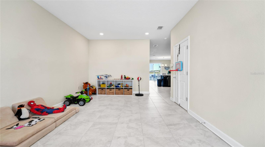 KISSIMMEE, Florida 34746, 3 Bedrooms Bedrooms, ,2 BathroomsBathrooms,Residential,For Sale,TRIBUTE,0,MFRO6352977