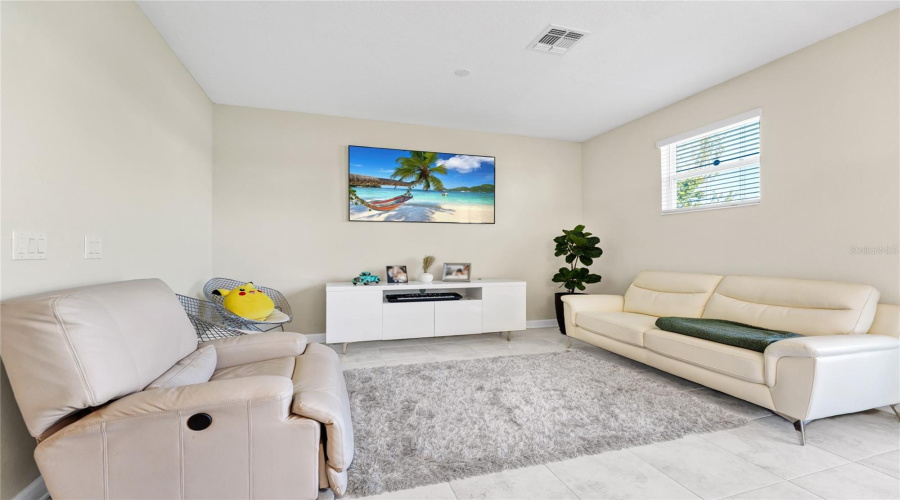 KISSIMMEE, Florida 34746, 3 Bedrooms Bedrooms, ,2 BathroomsBathrooms,Residential,For Sale,TRIBUTE,0,MFRO6352977