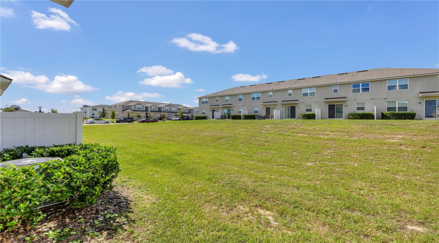 KISSIMMEE, Florida 34747, 3 Bedrooms Bedrooms, ,2 BathroomsBathrooms,Residential,For Sale,LAKESHORE BREEZE,0,MFRO6352984