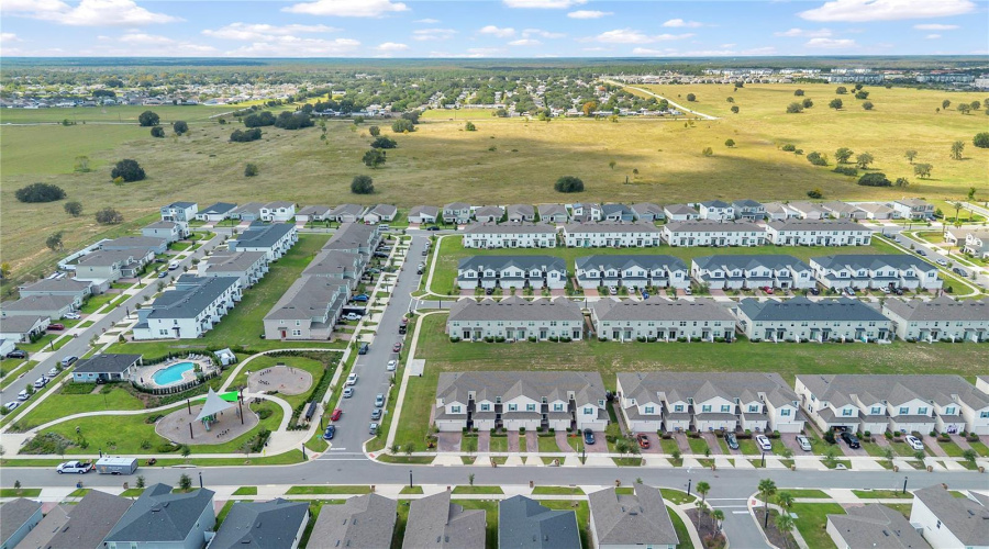 KISSIMMEE, Florida 34747, 3 Bedrooms Bedrooms, ,2 BathroomsBathrooms,Residential,For Sale,LAKESHORE BREEZE,0,MFRO6352984