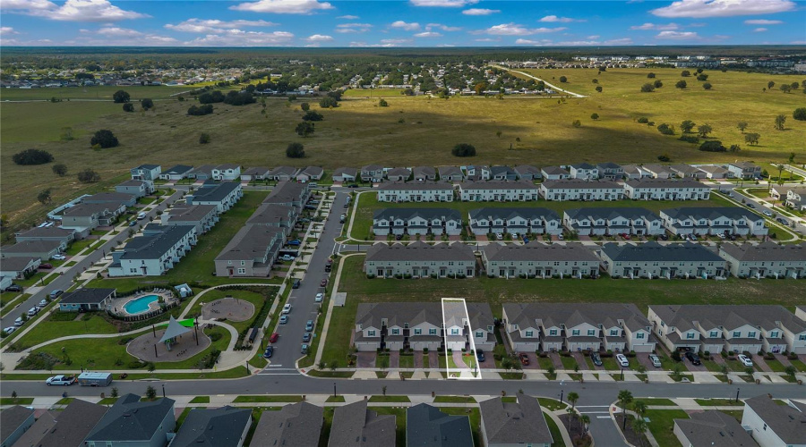 KISSIMMEE, Florida 34747, 3 Bedrooms Bedrooms, ,2 BathroomsBathrooms,Residential,For Sale,LAKESHORE BREEZE,0,MFRO6352984