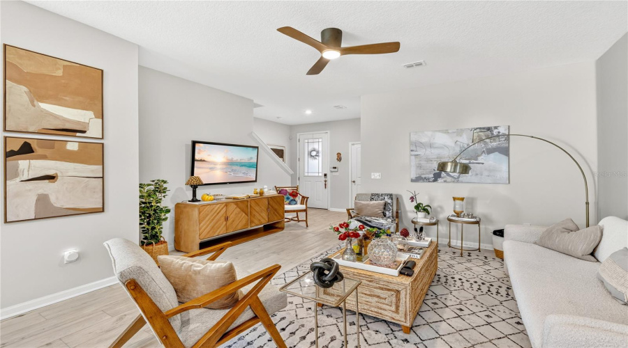 KISSIMMEE, Florida 34747, 3 Bedrooms Bedrooms, ,2 BathroomsBathrooms,Residential,For Sale,LAKESHORE BREEZE,0,MFRO6352984