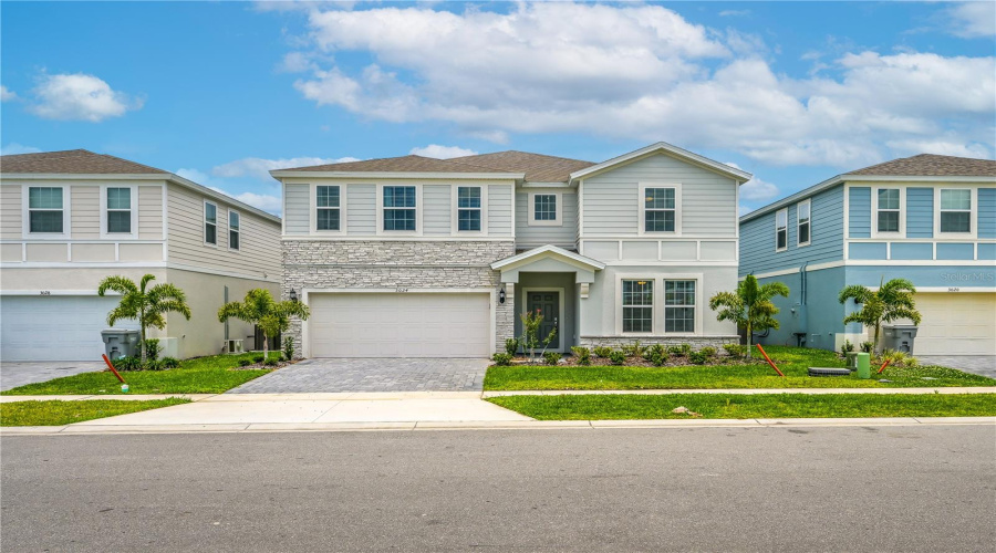 DAVENPORT, Florida 33897, 9 Bedrooms Bedrooms, ,8 BathroomsBathrooms,Residential,For Sale,MAHALO,0,MFRO6344944