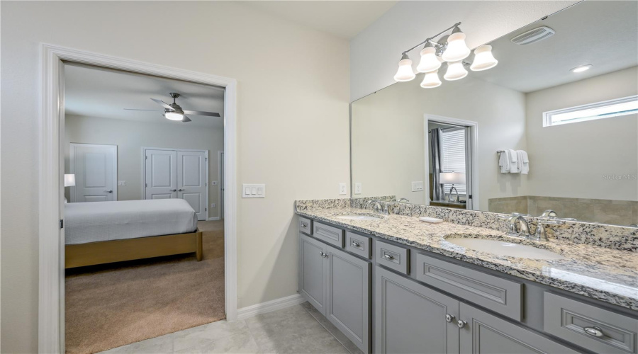 DAVENPORT, Florida 33897, 9 Bedrooms Bedrooms, ,8 BathroomsBathrooms,Residential,For Sale,MAHALO,0,MFRO6344944
