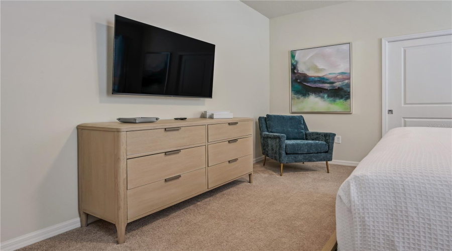 DAVENPORT, Florida 33897, 9 Bedrooms Bedrooms, ,8 BathroomsBathrooms,Residential,For Sale,MAHALO,0,MFRO6344944