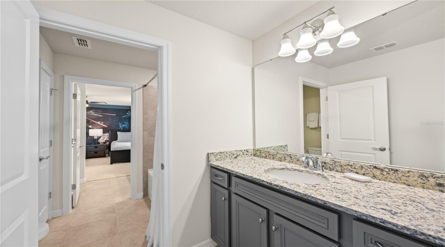 DAVENPORT, Florida 33897, 9 Bedrooms Bedrooms, ,8 BathroomsBathrooms,Residential,For Sale,MAHALO,0,MFRO6344944