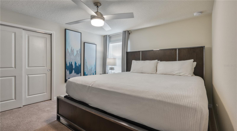 DAVENPORT, Florida 33897, 9 Bedrooms Bedrooms, ,8 BathroomsBathrooms,Residential,For Sale,MAHALO,0,MFRO6344944