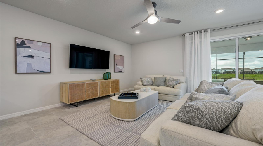 DAVENPORT, Florida 33897, 9 Bedrooms Bedrooms, ,8 BathroomsBathrooms,Residential,For Sale,MAHALO,0,MFRO6344944
