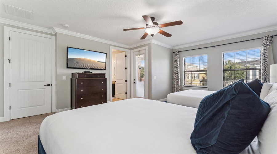 REUNION, Florida 34747, 5 Bedrooms Bedrooms, ,4 BathroomsBathrooms,Residential,For Sale,CASTLE PINES,0,MFRO6353020