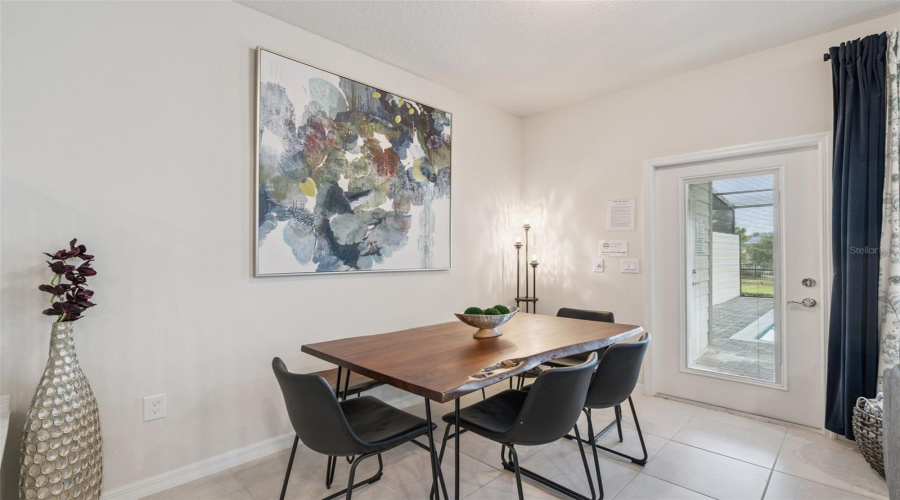 DAVENPORT, Florida 33897, 5 Bedrooms Bedrooms, ,4 BathroomsBathrooms,Residential,For Sale,PARADISE,0,MFRO6353128
