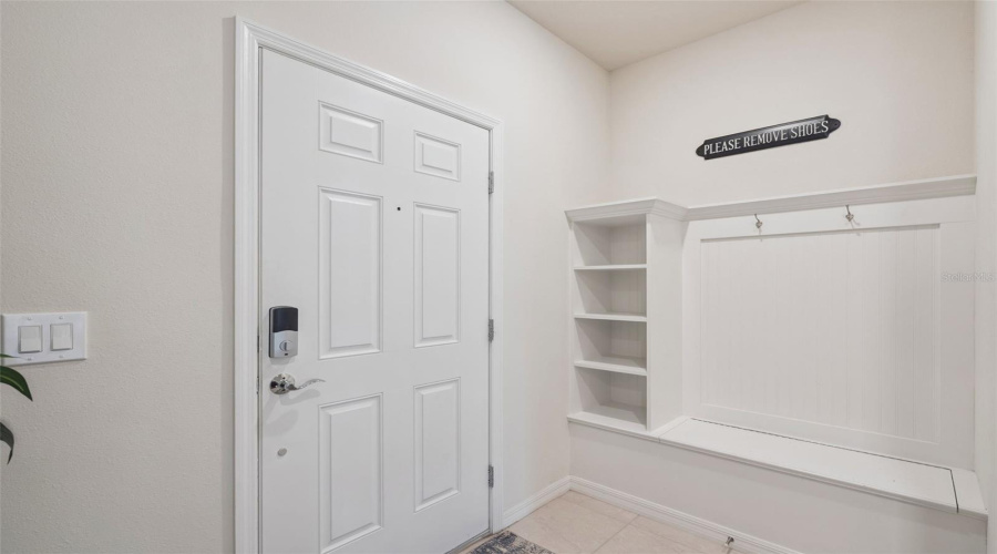 DAVENPORT, Florida 33897, 5 Bedrooms Bedrooms, ,4 BathroomsBathrooms,Residential,For Sale,PARADISE,0,MFRO6353128