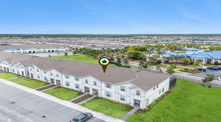 DAVENPORT, Florida 33897, 5 Bedrooms Bedrooms, ,4 BathroomsBathrooms,Residential,For Sale,PARADISE,0,MFRO6353128