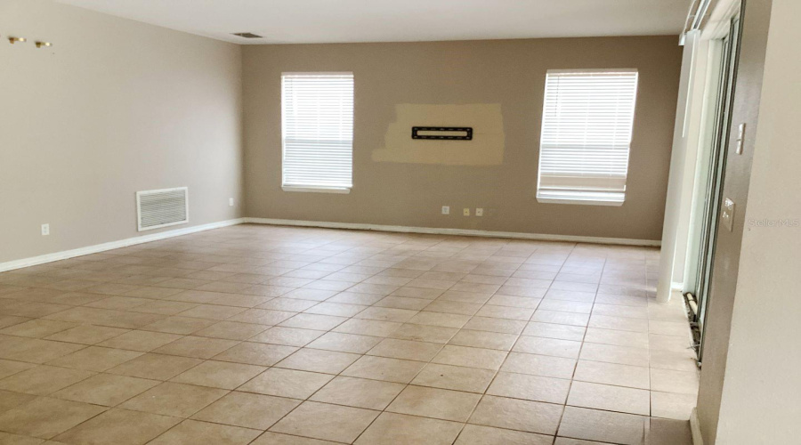 DAVENPORT, Florida 33837, 5 Bedrooms Bedrooms, ,5 BathroomsBathrooms,Residential,For Sale,ORANGE COSMOS,0,MFRO6345913