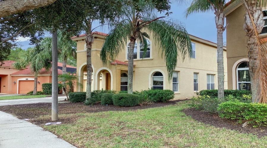DAVENPORT, Florida 33837, 5 Bedrooms Bedrooms, ,5 BathroomsBathrooms,Residential,For Sale,ORANGE COSMOS,0,MFRO6345913
