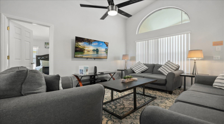 DAVENPORT, Florida 33837, 4 Bedrooms Bedrooms, ,3 BathroomsBathrooms,Residential,For Sale,TIVOLI,0,MFRS5136776