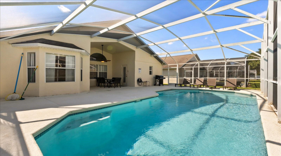 DAVENPORT, Florida 33837, 4 Bedrooms Bedrooms, ,3 BathroomsBathrooms,Residential,For Sale,TIVOLI,0,MFRS5136776