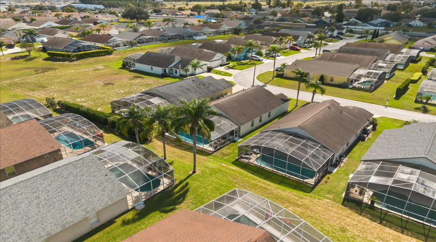 DAVENPORT, Florida 33837, 4 Bedrooms Bedrooms, ,3 BathroomsBathrooms,Residential,For Sale,TIVOLI,0,MFRS5136776