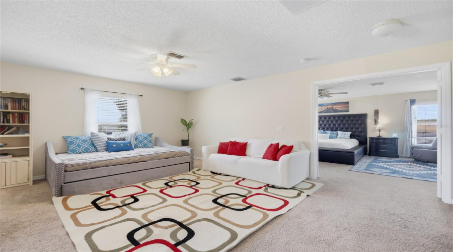 KISSIMMEE, Florida 34746, 5 Bedrooms Bedrooms, ,2 BathroomsBathrooms,Residential,For Sale,PHILADELPHIA CIR,0,MFRO6353329