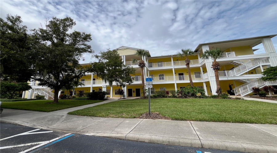 DAVENPORT, Florida 33897, 3 Bedrooms Bedrooms, ,2 BathroomsBathrooms,Residential,For Sale,LUCAYA,0,MFRO6352947