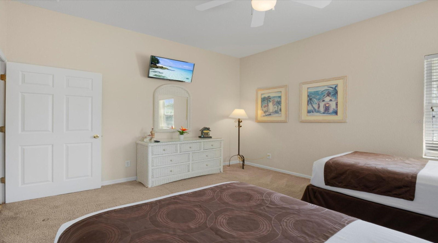 DAVENPORT, Florida 33897, 3 Bedrooms Bedrooms, ,2 BathroomsBathrooms,Residential,For Sale,LUCAYA,0,MFRO6352947