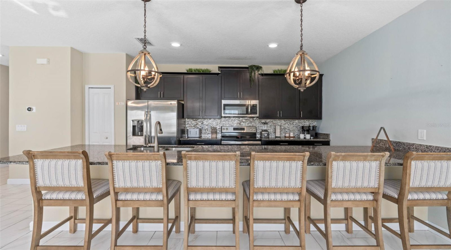 KISSIMMEE, Florida 34746, 4 Bedrooms Bedrooms, ,3 BathroomsBathrooms,Residential,For Sale,PEQUOD,0,MFRO6353361