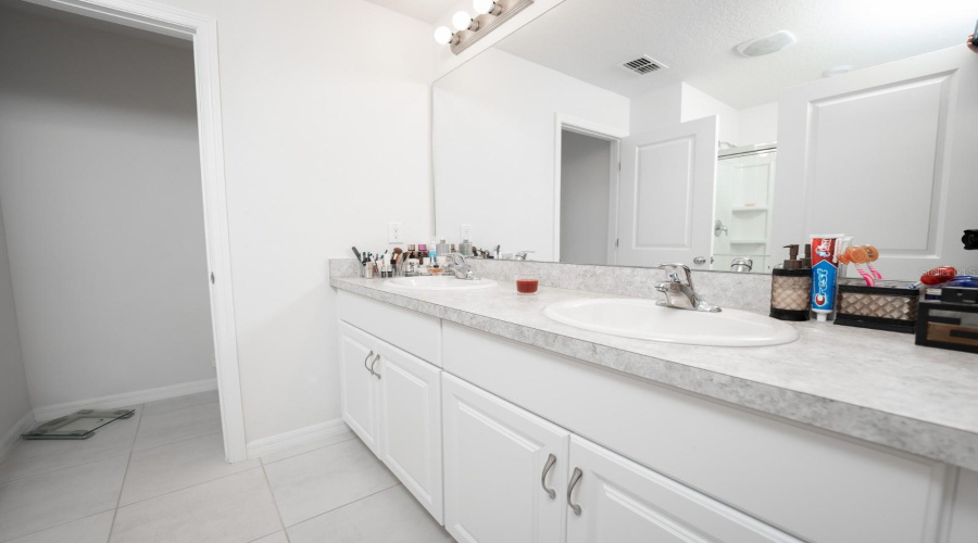 DAVENPORT, Florida 33837, 4 Bedrooms Bedrooms, ,2 BathroomsBathrooms,Residential,For Sale,HAMLET,0,MFRS5136833