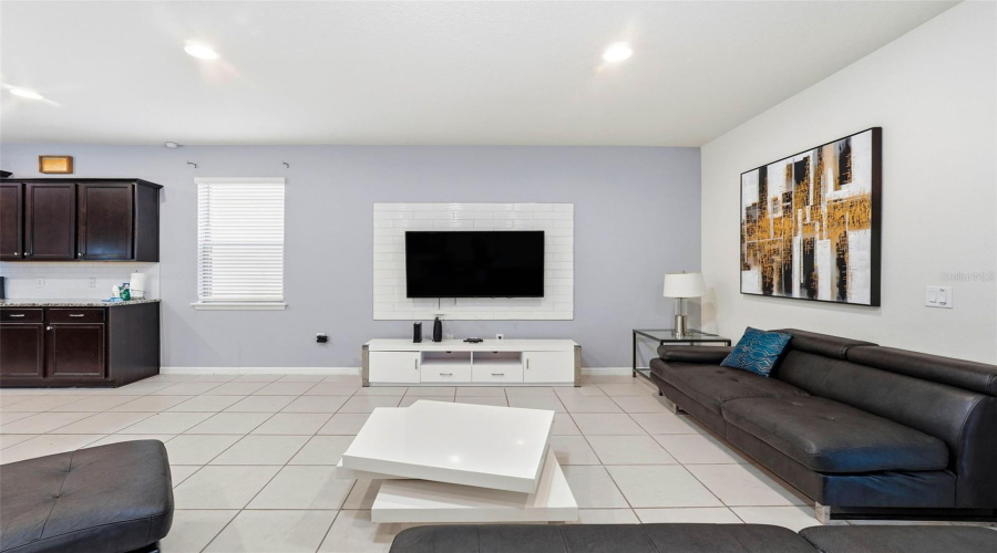 KISSIMMEE, Florida 34747, 8 Bedrooms Bedrooms, ,6 BathroomsBathrooms,Residential,For Sale,BENGAL,0,MFRO6353390