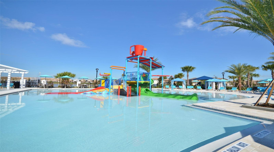 Windsor at Westside amenities