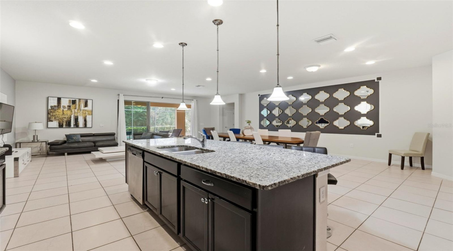 KISSIMMEE, Florida 34747, 8 Bedrooms Bedrooms, ,6 BathroomsBathrooms,Residential,For Sale,BENGAL,0,MFRO6353390