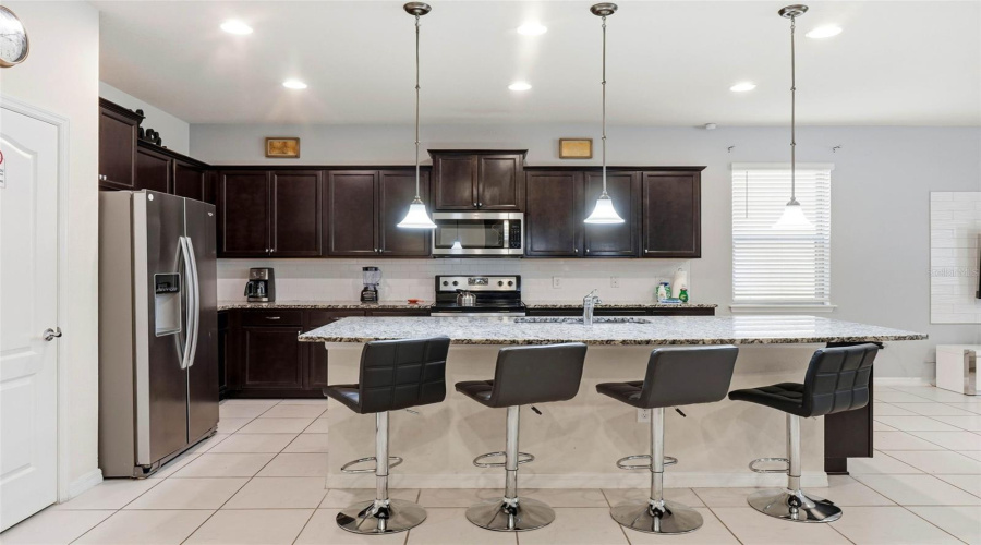 KISSIMMEE, Florida 34747, 8 Bedrooms Bedrooms, ,6 BathroomsBathrooms,Residential,For Sale,BENGAL,0,MFRO6353390