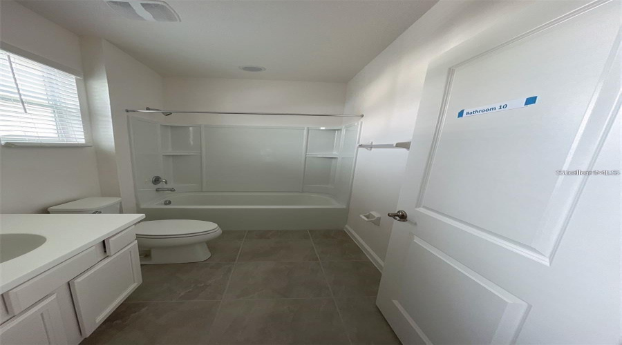 KISSIMMEE, Florida 34746, 12 Bedrooms Bedrooms, ,11 BathroomsBathrooms,Residential,For Sale,MARCELLO,0,MFRO6345598