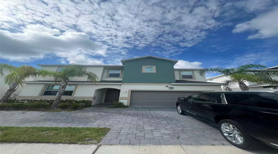 KISSIMMEE, Florida 34746, 12 Bedrooms Bedrooms, ,11 BathroomsBathrooms,Residential,For Sale,MARCELLO,0,MFRO6345598