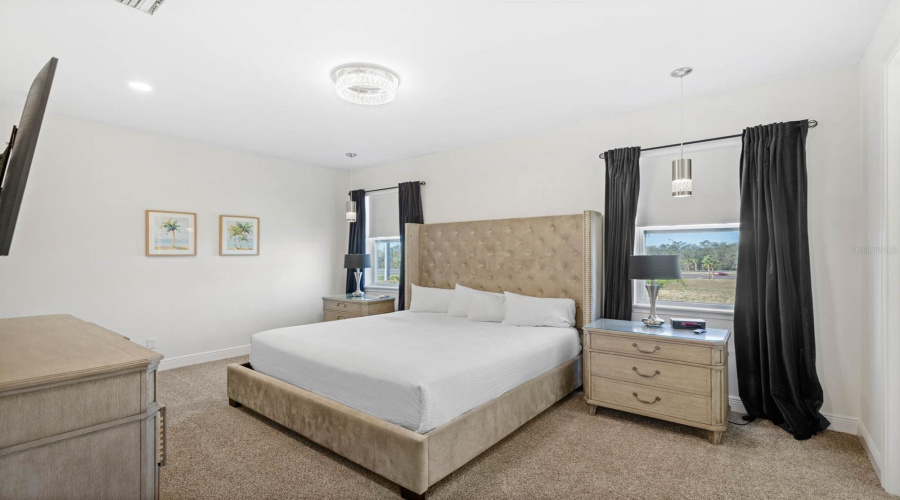 KISSIMMEE, Florida 34747, 5 Bedrooms Bedrooms, ,4 BathroomsBathrooms,Residential,For Sale,SOUTHFIELD,0,MFRO6271952