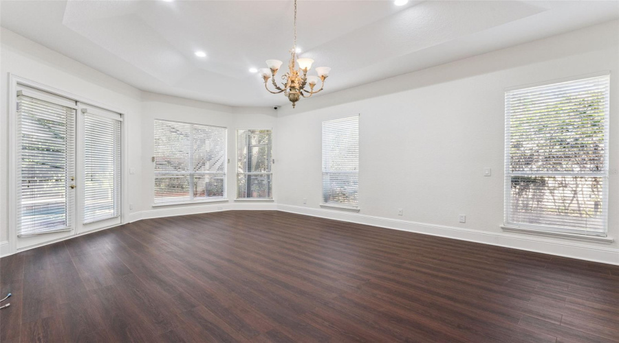 ORLANDO, Florida 32836, 5 Bedrooms Bedrooms, ,5 BathroomsBathrooms,Residential,For Sale,ELLIOTTS,0,MFRO6353532