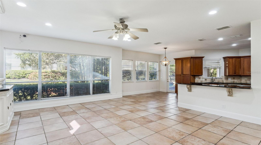ORLANDO, Florida 32836, 5 Bedrooms Bedrooms, ,5 BathroomsBathrooms,Residential,For Sale,ELLIOTTS,0,MFRO6353532