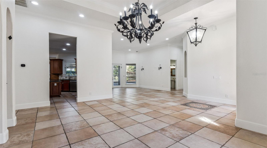 ORLANDO, Florida 32836, 5 Bedrooms Bedrooms, ,5 BathroomsBathrooms,Residential,For Sale,ELLIOTTS,0,MFRO6353532